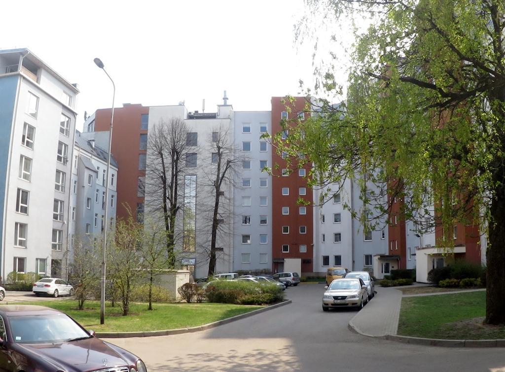 Cozy Vibes Like Home It Is Quiet Apartment With Three Bedrooms Riga Kültér fotó