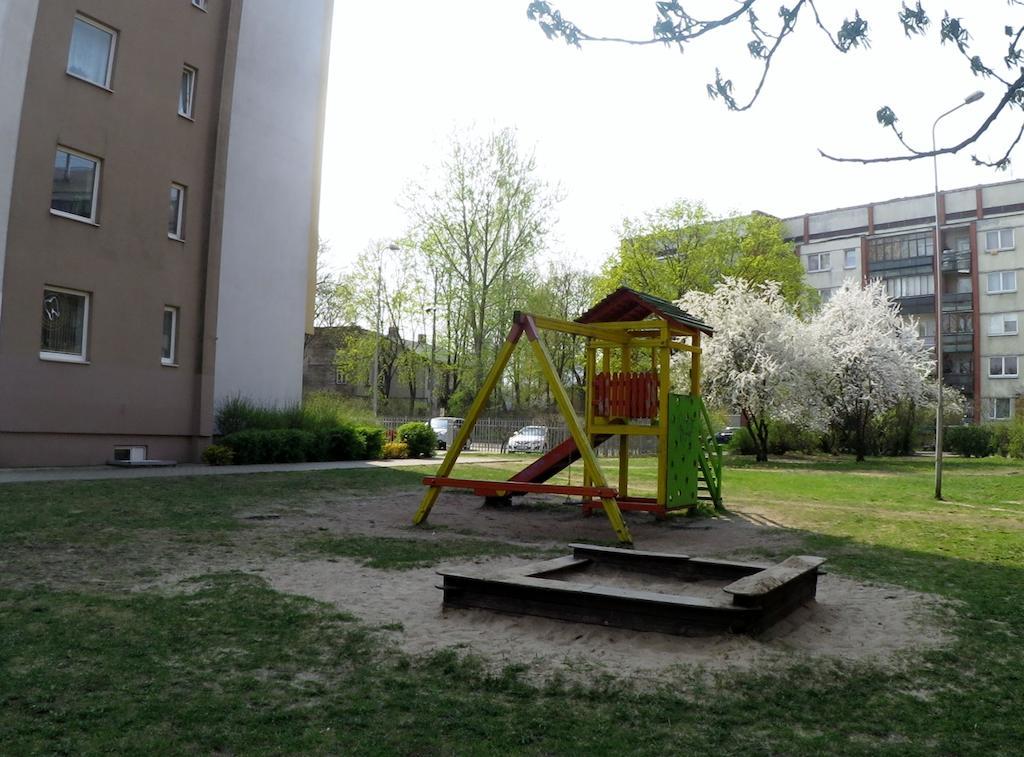 Cozy Vibes Like Home It Is Quiet Apartment With Three Bedrooms Riga Szoba fotó